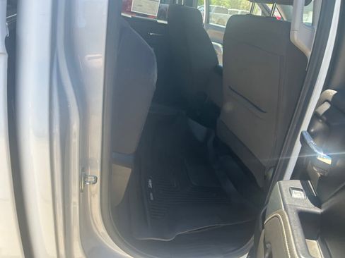 Used 2019 Chevrolet Silverado 1500 LT w/ All Star Edition AWD/4WD image 18