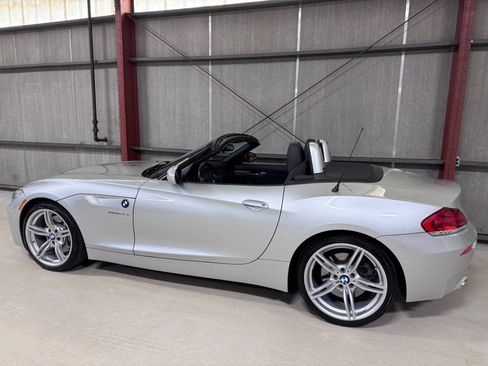 Used 2011 BMW Z4 sDrive35is RWD image 7