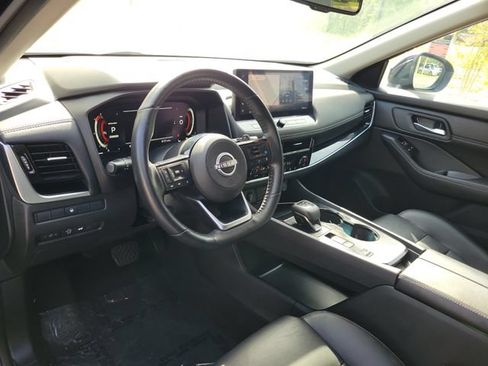Used 2024 Nissan Rogue SL w/ SL Premium Package FWD image 19