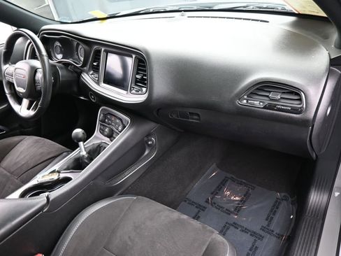 Used 2019 Dodge Challenger R/T Scat Pack w/ Shaker Package image 37