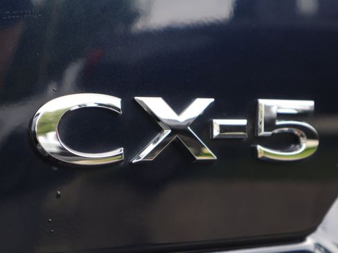 Certified 2021 MAZDA CX-5 Touring w/ Touring Preferred SV Package FWD image 35
