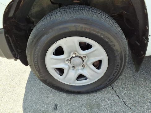 Used 2019 Toyota Tundra SR image 13