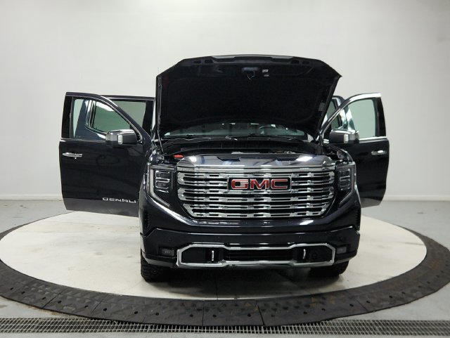 Used 2022 GMC Sierra 1500 Denali AWD/4WD image 11