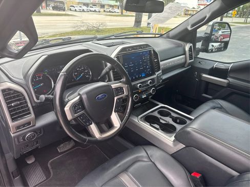 Used 2022 Ford F350 Platinum AWD/4WD image 19