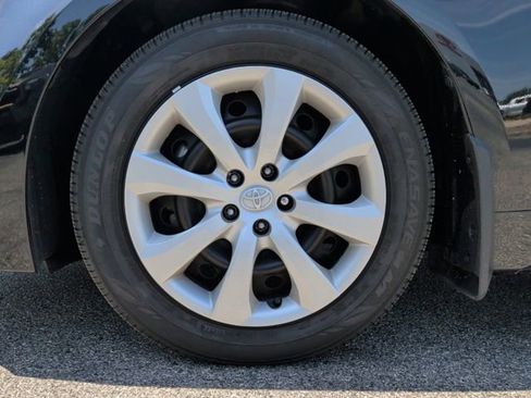 Used 2025 Toyota Corolla LE FWD image 10