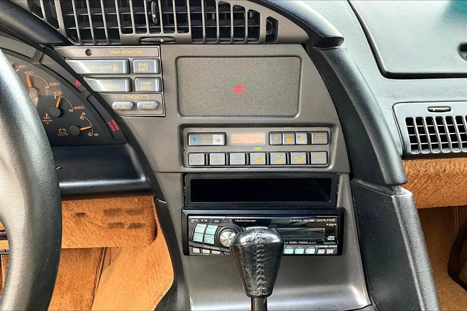 Used 1990 Chevrolet Corvette Coupe RWD image 13