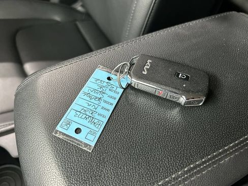 Certified 2024 Kia Sportage EX AWD/4WD image 12