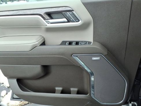 Used 2023 Chevrolet Silverado 1500 LTZ w/ LTZ Premium Package image 22