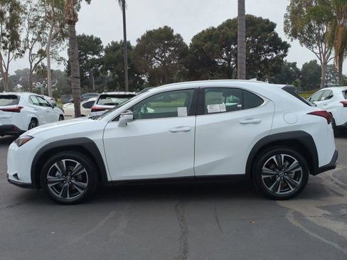 New 2026 Lexus UX 300h FWD image 8