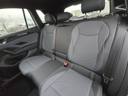 New 2026 Volkswagen Tiguan SE R-Line AWD/4WD image 22