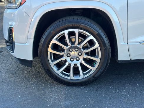 Used 2021 GMC Acadia Denali w/ Denali Ultimate Package image 10