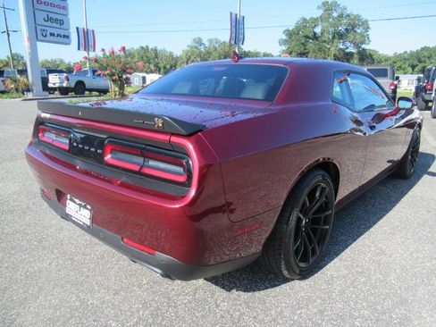 Certified 2022 Dodge Challenger R/T Scat Pack w/ Dynamics Package RWD image 7