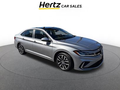 Used 2025 Volkswagen Jetta SE