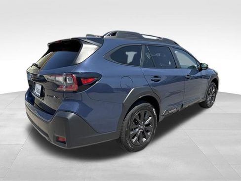 Used 2025 Subaru Outback Onyx Edition AWD/4WD image 7