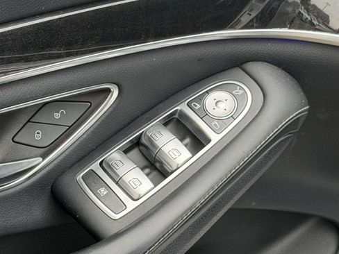Used 2019 Mercedes-Benz S 560 4MATIC Sedan image 28