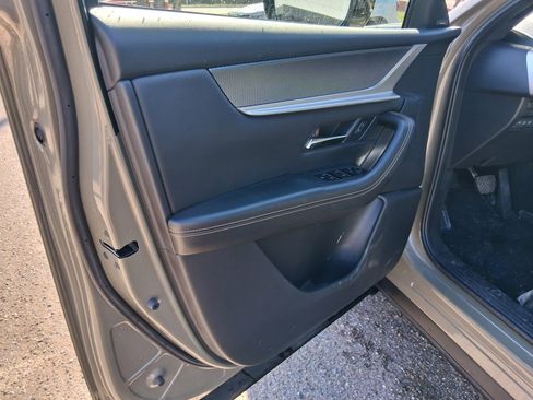 Used 2025 MAZDA CX-70 3.3 Turbo w/ Premium Plus Pkg image 9