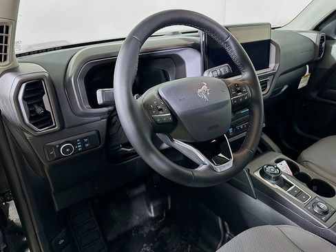 New 2025 Ford Bronco Sport Badlands image 9