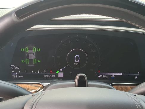 Used 2022 Cadillac Escalade ESV Sport Platinum AWD/4WD image 36