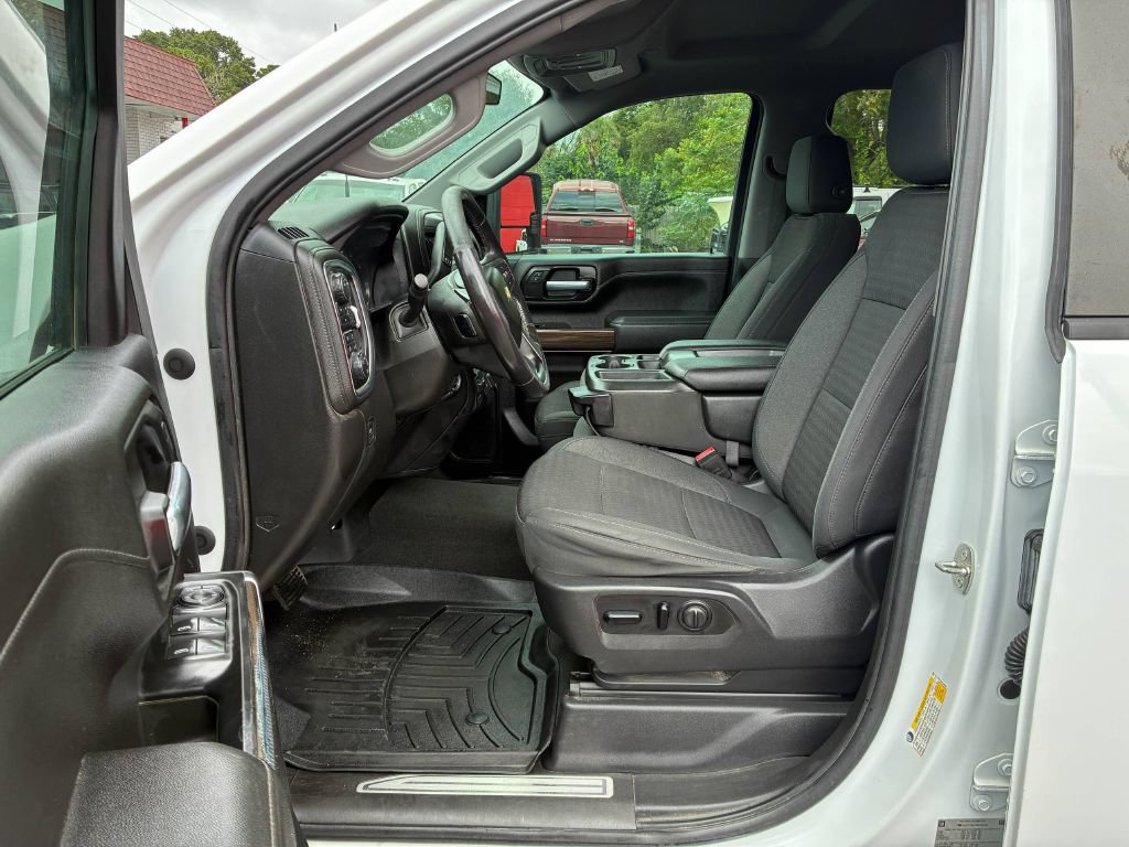 Used 2021 Chevrolet Silverado 2500 LT w/ Convenience Package AWD/4WD image 9