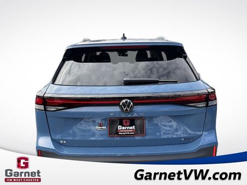 New 2026 Volkswagen Tiguan SE image 4