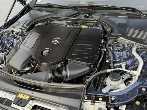 Used 2024 Mercedes-Benz C 300 Sedan image 5