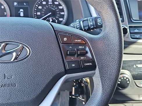 Used 2017 Hyundai Tucson SE image 25