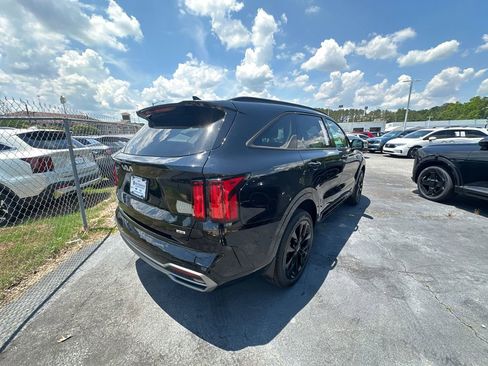 Certified 2023 Kia Sorento SX AWD/4WD image 7