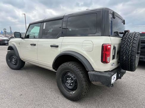 New 2026 Ford Bronco Big Bend image 3