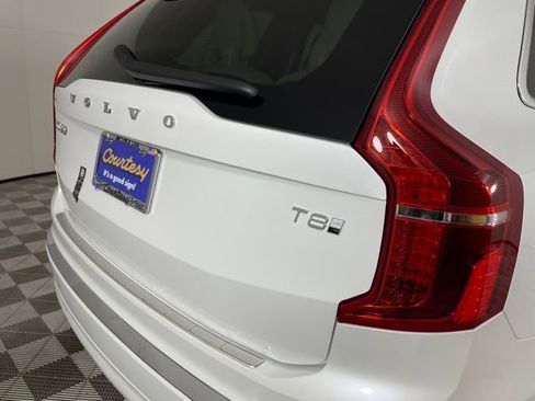 Used 2025 Volvo XC90 T8 Plus w/ Protection Package Premier AWD/4WD image 15