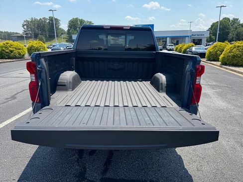 Used 2024 Chevrolet Silverado 1500 LT w/ Safety Package AWD/4WD image 10