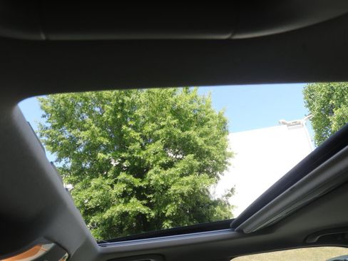 Used 2013 Mercedes-Benz C 250 Luxury image 20