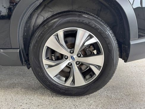 Used 2024 Subaru Ascent Premium AWD/4WD image 33