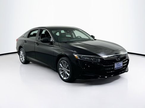 Used 2022 Honda Accord LX image 3