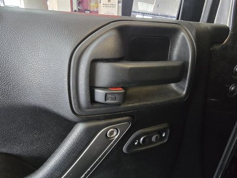 Used 2016 Jeep Wrangler Sport w/ Quick Order Package 24S image 16