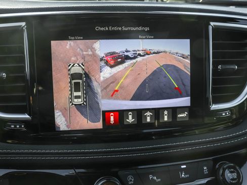 New 2026 Chrysler Pacifica Limited w/ Uconnect Theater Family Group image 21