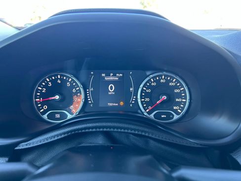 Used 2017 Jeep Renegade Latitude AWD/4WD image 18