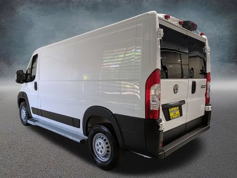 Used 2025 RAM ProMaster 2500 w/ U-Haul Equipment Group FWD image 6