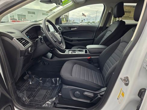 Used 2024 Ford Edge SE image 21