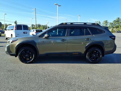Used 2024 Subaru Outback Wilderness w/ Wilderness Package AWD/4WD image 13