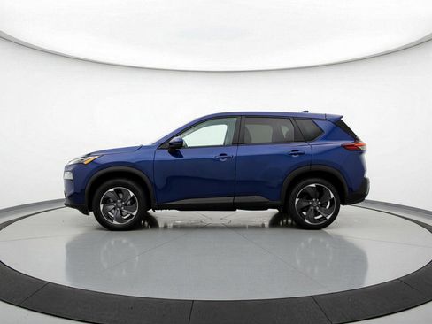 Used 2025 Nissan Rogue SV FWD image 5