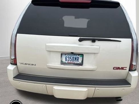 Used 2013 GMC Yukon Denali image 6