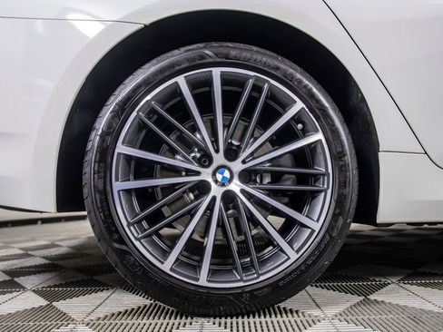 Used 2023 BMW 530i w/ Premium Package RWD image 41
