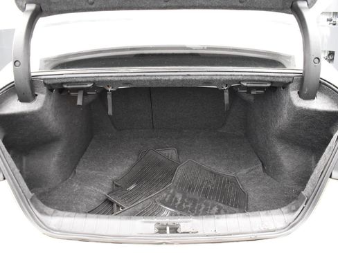 Used 2020 Nissan Maxima 3.5 SV w/ Floor Mat Group FWD image 14