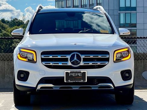 Certified 2023 Mercedes-Benz GLB 250 4MATIC image 3