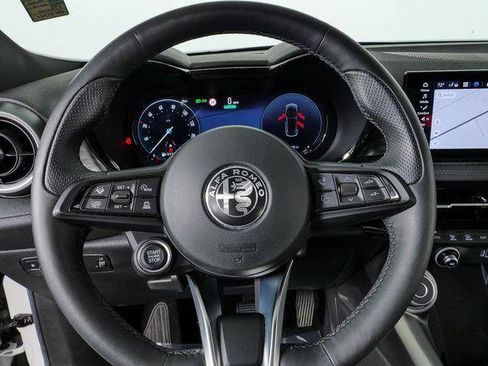 Used 2024 Alfa Romeo Tonale Ti AWD/4WD image 10