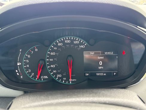 Used 2017 Chevrolet Trax LT w/ LT Convenience Package image 14