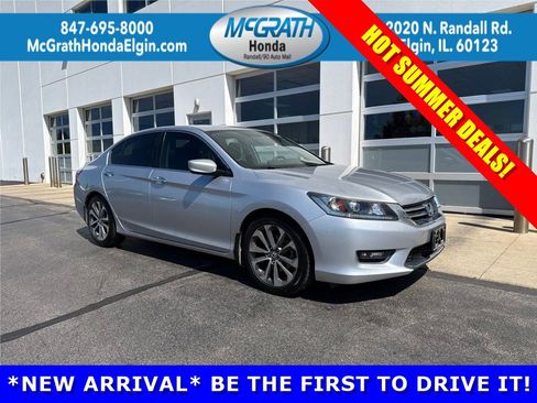 Used 2015 Honda Accord Sport image 1