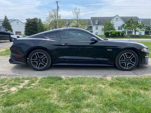 Used 2020 Ford Mustang GT Premium w/ Equipment Group 401A RWD image 6