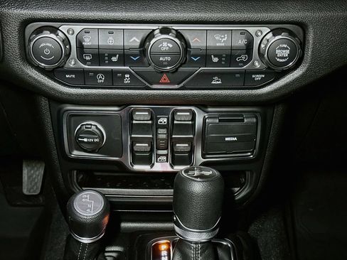 New 2026 Jeep Wrangler Unlimited Sport AWD/4WD image 10