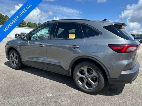 Used 2025 Ford Escape ST-Line FWD image 5